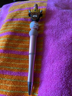 Pink Novelty Crown-Top Ballpoint Pen - Cute Women's Accessory